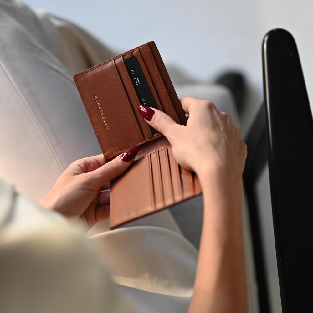 Cartera de piel con relieve de cocodrilo Billetera de cuero de cocodrilo marrón de GENTCREATE