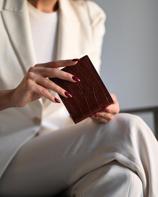 Handmade leather Wallets for Men and Women