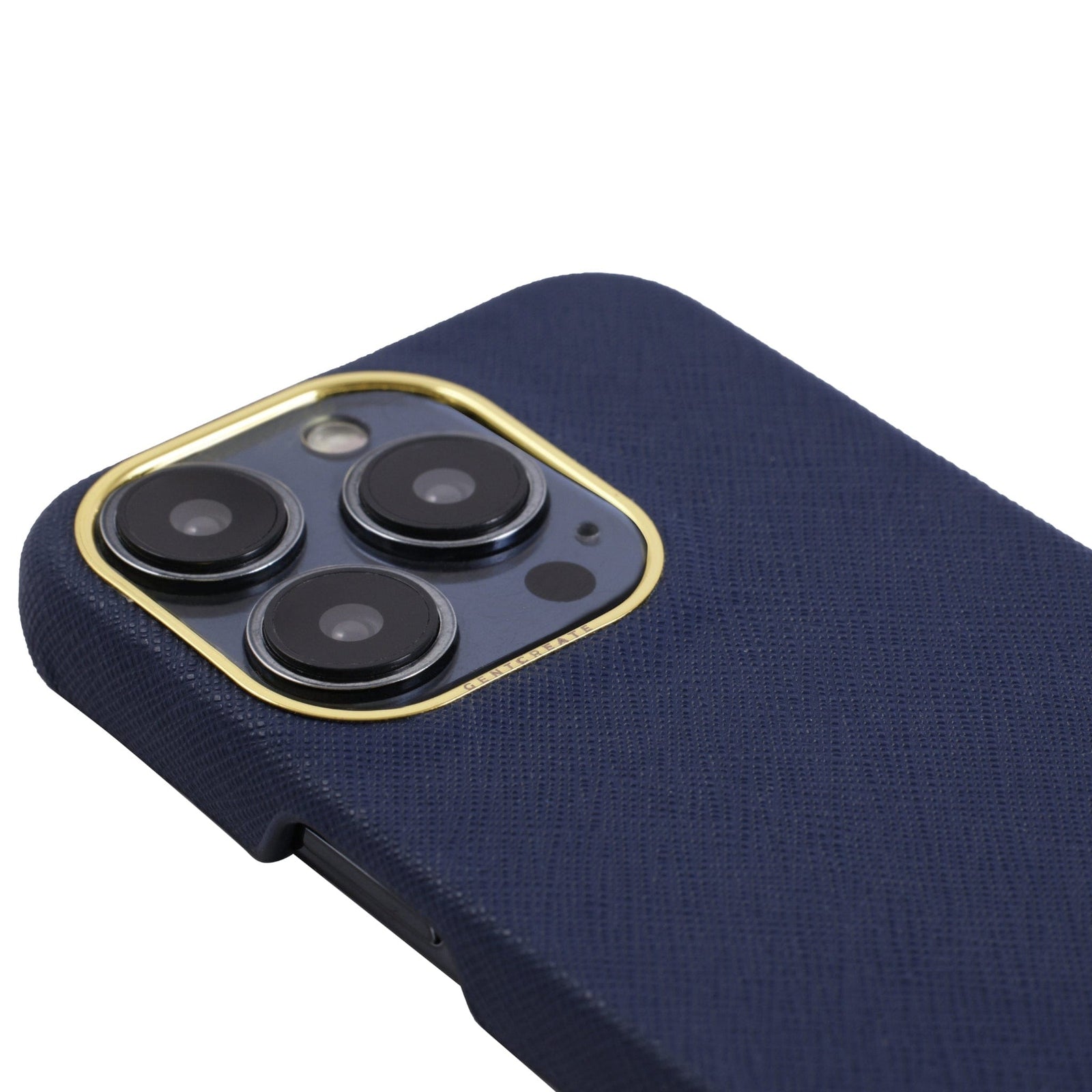 Nahaufnahme der iPhone 15 Pro Max Saffiano-Leder Hülle von Gentcreate.