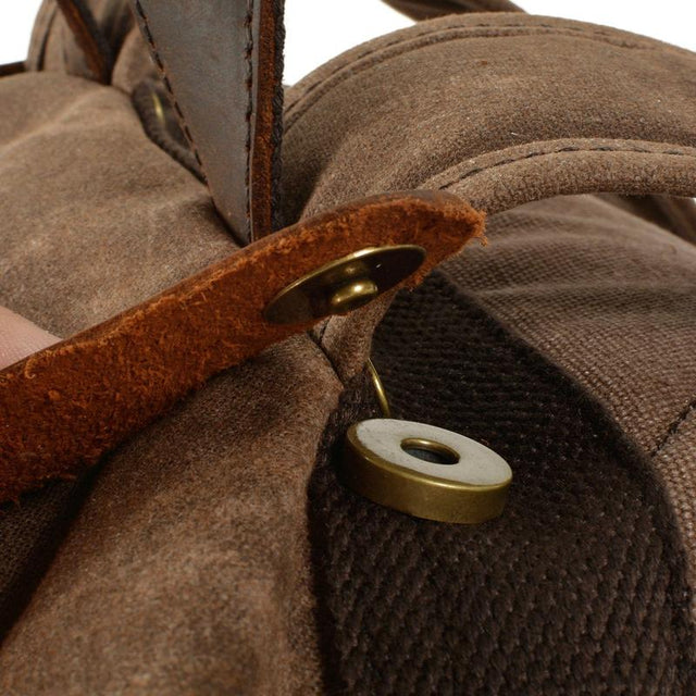 Sac à dos vintage "Carpe Noctem" Détails des matériaux - Gentcreate