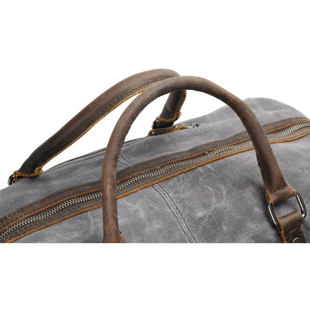 Vintage Duffle Bag "Adventum"- Gentcreate