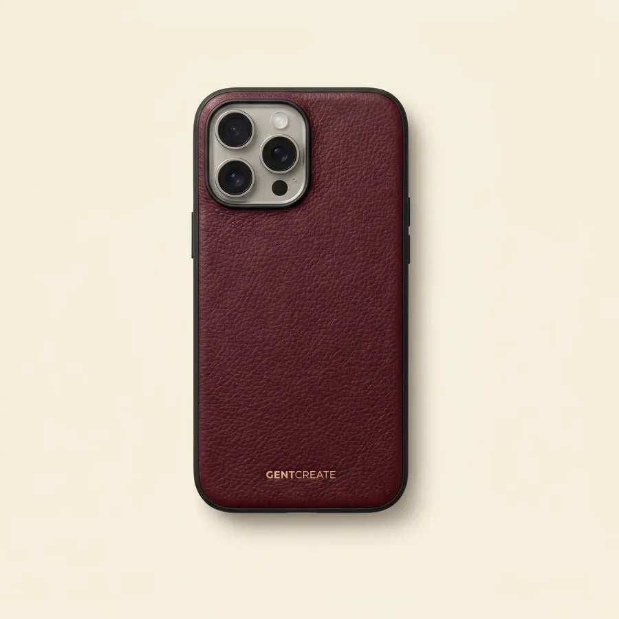 Capa para iPhone em pele bordeaux na construção de cobertura integral, com o logótipo GENTCREATE a dourado